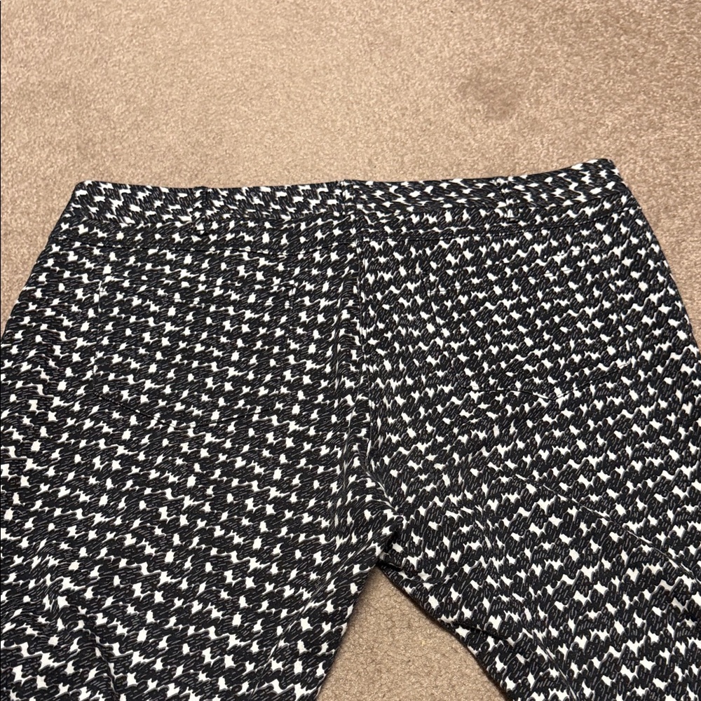 J. Mclaughlin Monochrome Patterned Pants - image 4